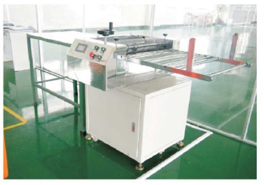 硅膠專(zhuān)用切料機(jī)
